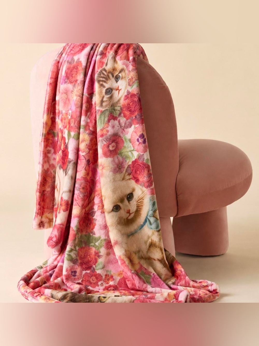 Urban Outfitters Cozy Logan Patterned Fleece Kitty/Cat Throw NWT